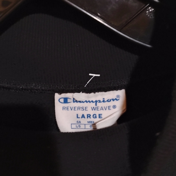 Champion Size Extra Large Men's Classic Black Crewneck Sweater - Picture 4 of 6